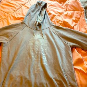 Brand: North face size: XL  color: gray
